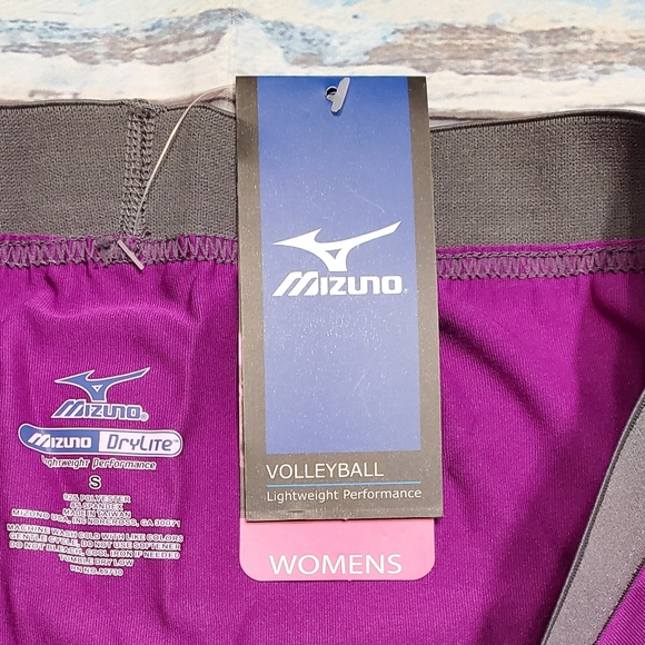 Mizuno Volleyball Shorts - Picture 6 of 6